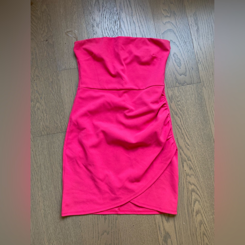 Strapless pink dress